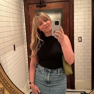 Meet your Posher, Natalie